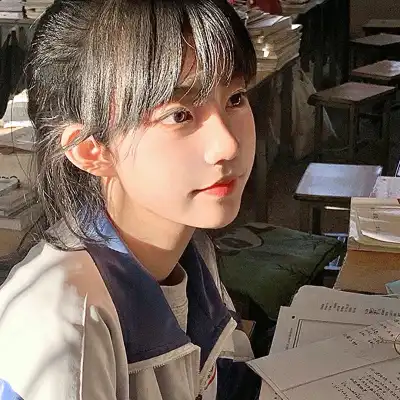 平伟娜